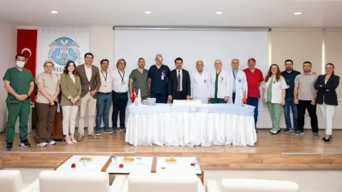 Selçuk Üniversitesi Tıp Fakültesi'nde Robotik Cerrahide 300. Operasyon Başarıyla Tamamlandı
