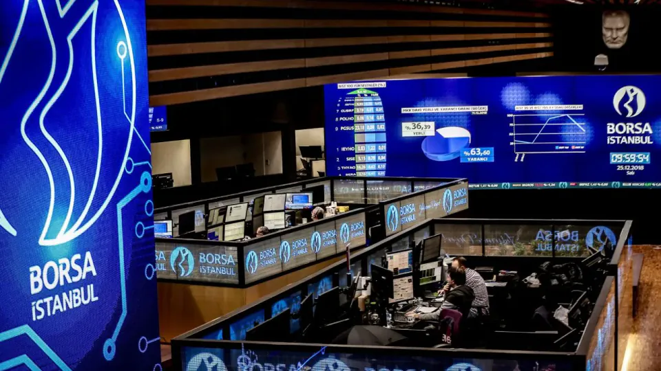 Borsa İstanbul'da Yükseliş Seyri: BIST 100 Endeksi 14.138 Puana Ulaştı görseli