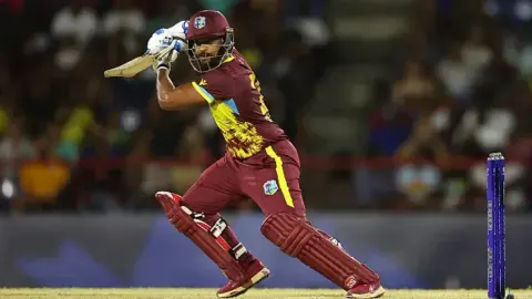 Kamil Pooran Hindistan'a karşı ilk T20I maçında açılış yaptı, Nicholas Pooran ile akraba mı?