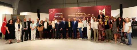 Kepez'de 2. Uluslararası Akdeniz Tiyatro Ödülleri: 37 Sanatçı Yarın Ödüllendirilecek