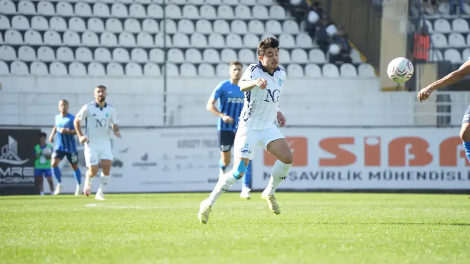 Kütahyaspor Ankara'de ilk yarı 2-1 geride: İkinci yarıya gerilimle çıkış görseli