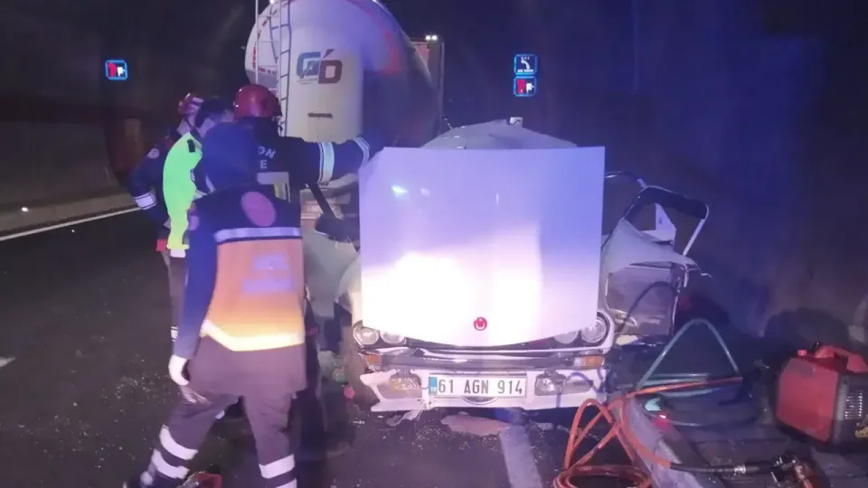 Yeni Zigana Tüneli'nde Feci Kaza: 1 Ölü, 2 Yaralı görseli