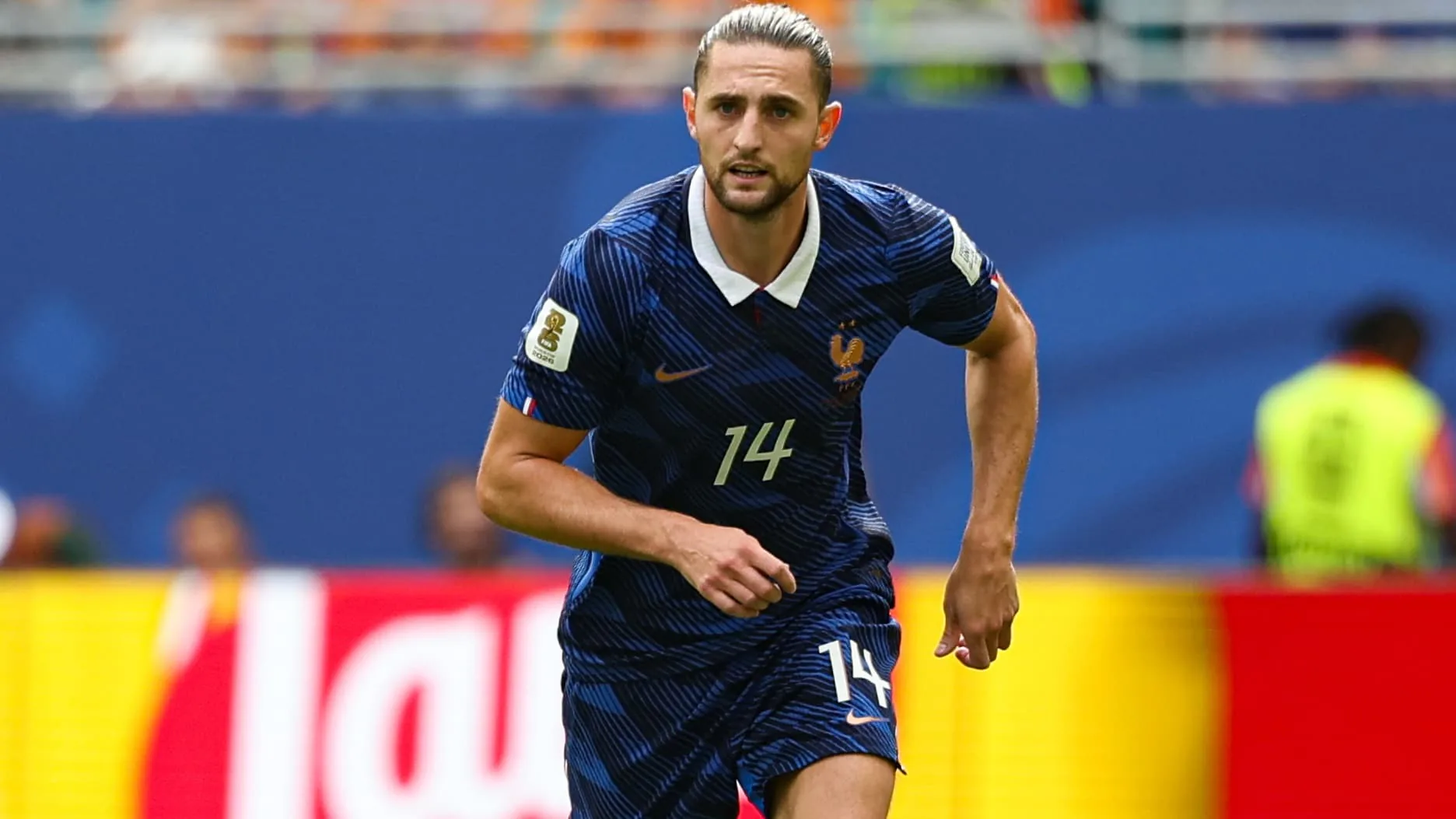 Fransa'da Kriz: Adrien Rabiot Takım Arkadaşlarını Sert Diliyle Eleştirdi Fransa'da Kriz: Adrien Rabiot Takım Arkadaşlarını Sert Diliyle Eleştirdi
