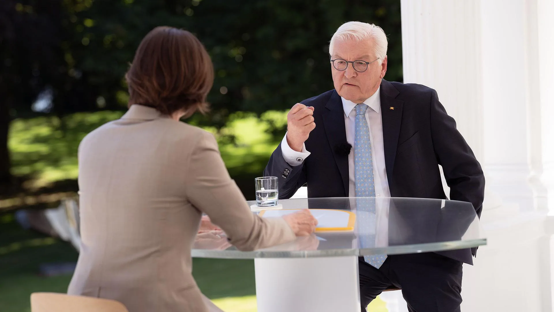Almanya Cumhurbaşkanı Steinmeier'den Demokrasi ve Reform Çıkışı Almanya Cumhurbaşkanı Steinmeier'den Demokrasi ve Reform Çıkışı