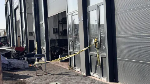 Kardeşi Tüfekle Vurdu: Yaralı Hastanede, Şüpheli Kaçak