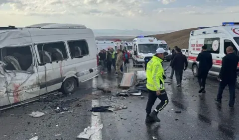 Van-Hakkari Yolundaki Kazada Can Kaybı Artı: Ölü Sayısı 2 Oldu