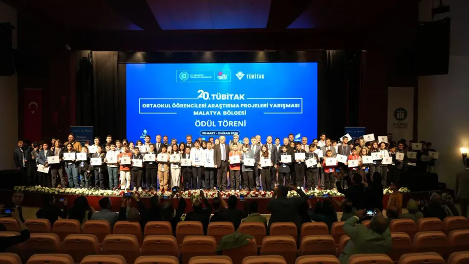 TÜBİTAK 2204-B Ortaokul Araştırma Projeleri Yarışması 2026 Süreci Başlıyor görseli