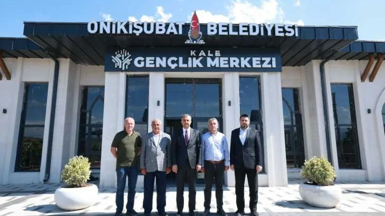 Onikişubat'ta Gençlere Büyük Müjde: Kale Gençlik Merkezi Açılıyor Onikişubat'ta Gençlere Büyük Müjde: Kale Gençlik Merkezi Açılıyor