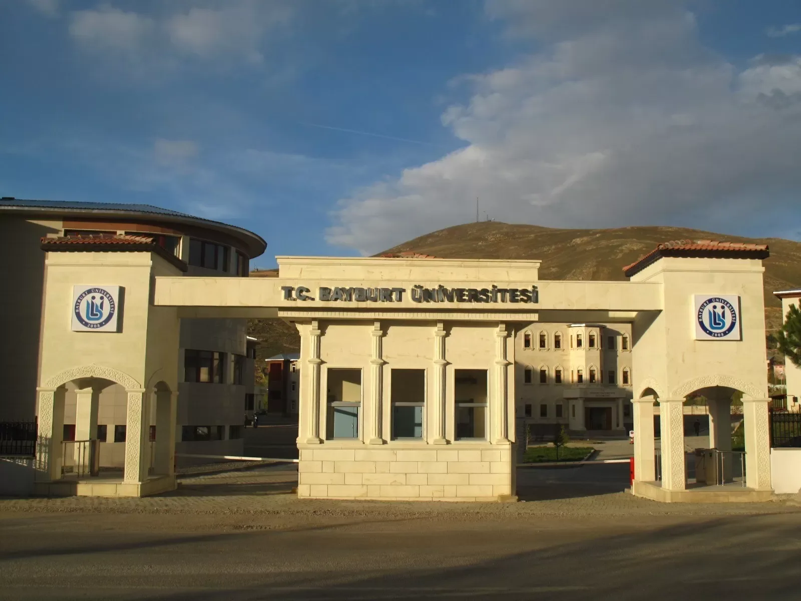 Bayburt Ozansu ve Güllüce Köylerine Dev Taşkın Koruma Hamlesi Bayburt Ozansu ve Güllüce Köylerine Dev Taşkın Koruma Hamlesi