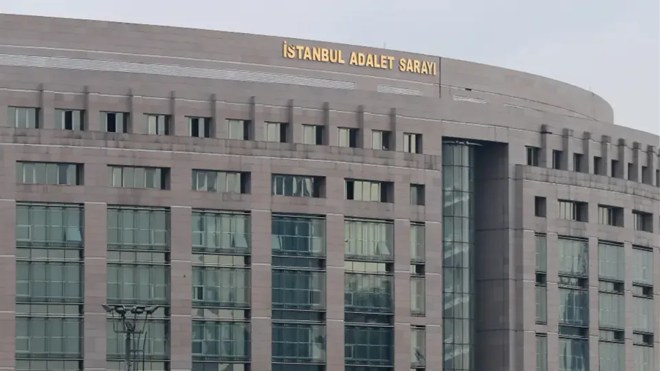 Sermaye Piyasası Soruşturması: 4 Şüpheli Tutuklandı, 9 Kişi Adli Kontrolle Serbest görseli
