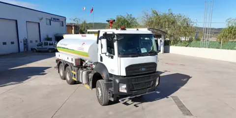 Bilecik İl Özel İdaresi'ne 3 yeni araç: Personel servisi ve yol bakımı için teslim alındı