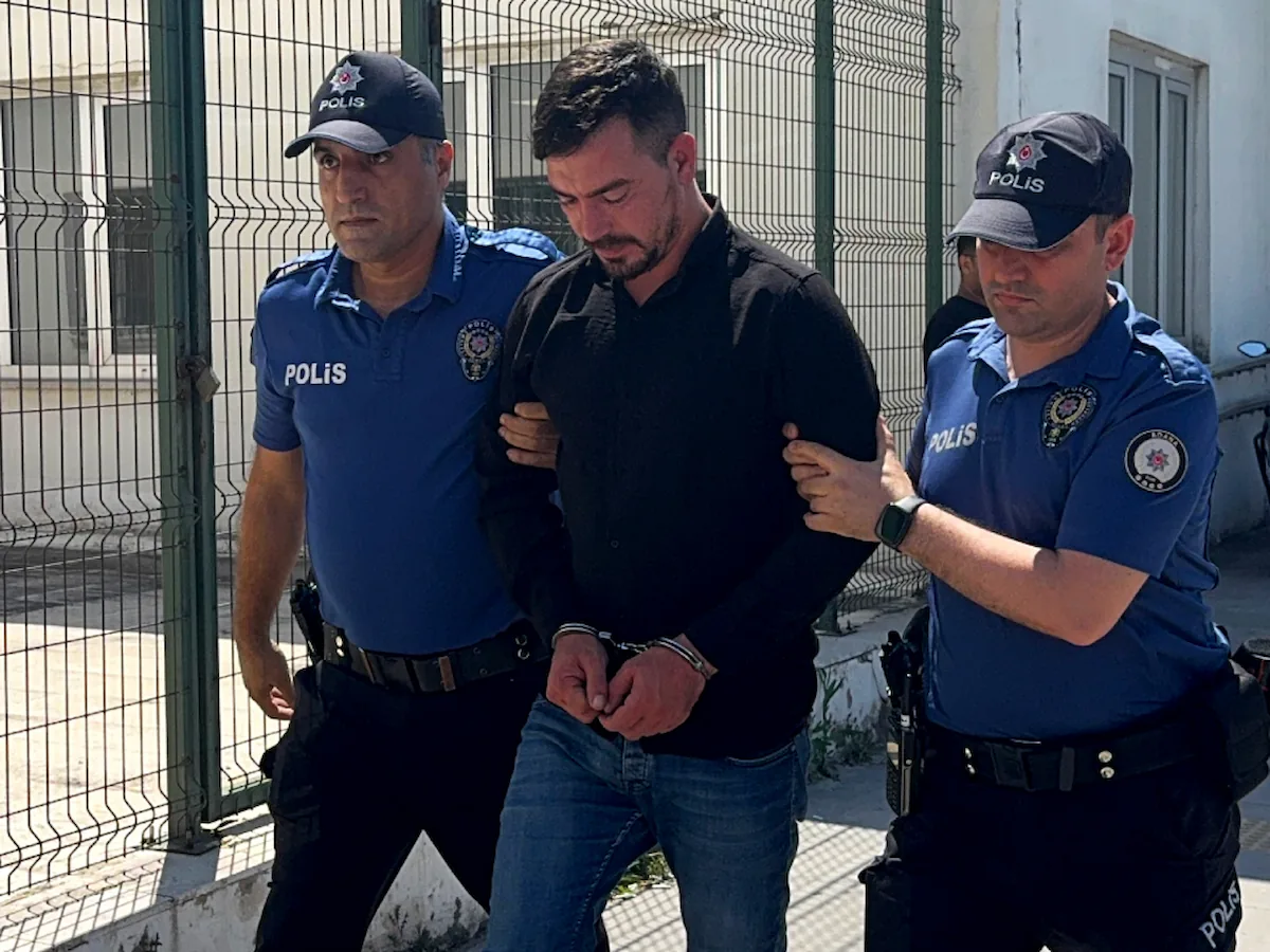 Adana'da Eğlence Mekanında Silahlı Saldırı: Uzman Çavuş Tutuklandı Adana'da Eğlence Mekanında Silahlı Saldırı: Uzman Çavuş Tutuklandı