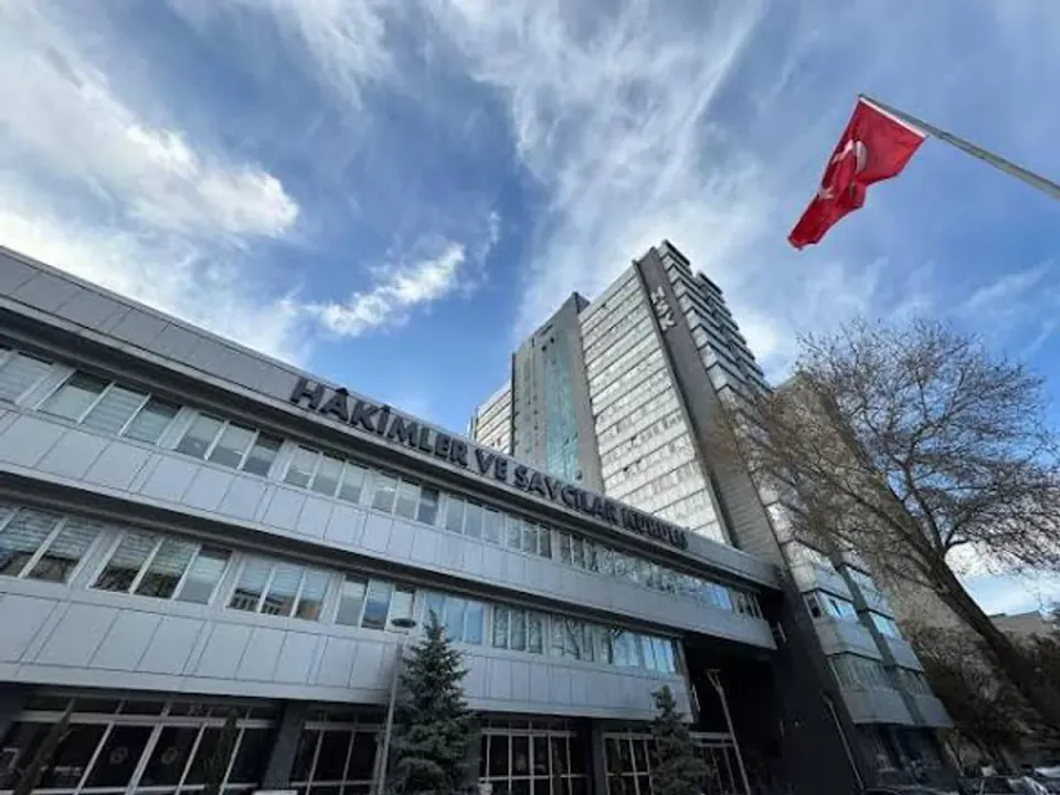 HSK'dan Savcı Ahmet Yıkılmaz Hakkında İnceleme: 300 Bin Dolar İddiası görseli