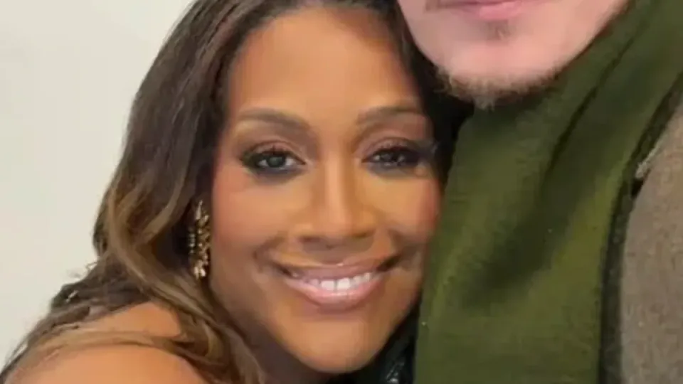 Alison Hammond'dan 23 Yaş Farklı İlişkiye Destek: Eleştirilere Meydan Okudu görseli