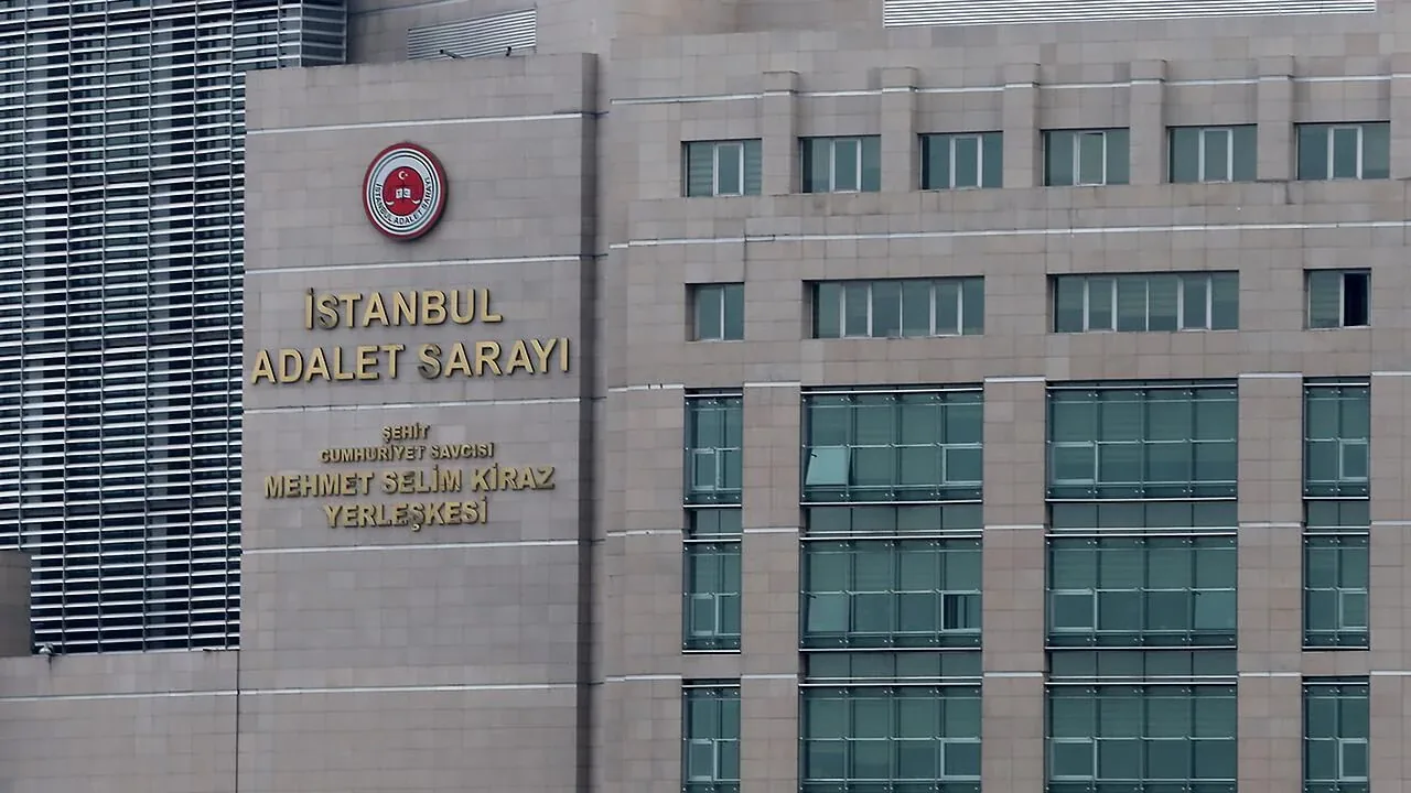 Hakemler Dosyası: MHK Başkanı Gündoğdu Dahil 7 Şüpheli Tutuklama Talebiyle Hakim Karşısına Çıktı Hakemler Dosyası: MHK Başkanı Gündoğdu Dahil 7 Şüpheli Tutuklama Talebiyle Hakim Karşısına Çıktı