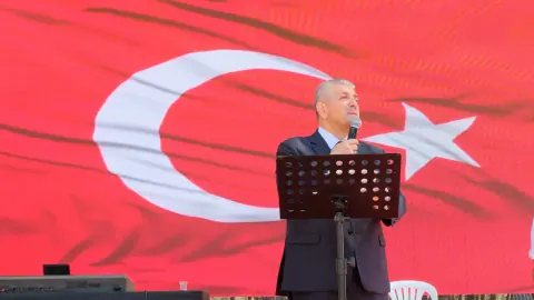 MHP İzmir'de Kongre Başlıyor: İlk Durak Karabağlar