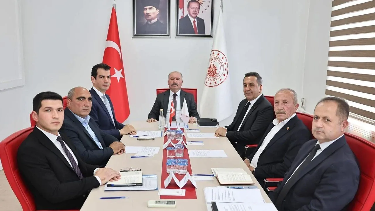 Sungurlu OSB'de Dev Hamle: Altyapı ve Çevre Yatırımları Başlıyor Sungurlu OSB'de Dev Hamle: Altyapı ve Çevre Yatırımları Başlıyor
