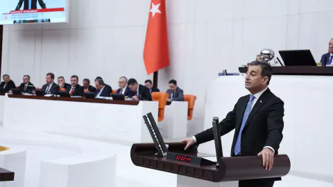 Yeni Parti TBMM Grup Yönetimi Belirlendi: Burhanettin Bulut Listede