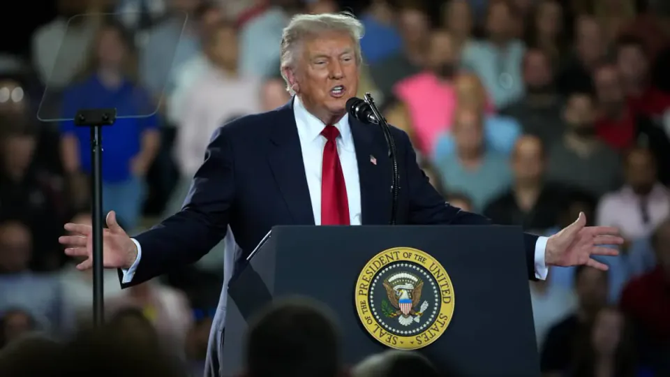 Donald Trump'tan Ticaret Savaşları Sinyali: USMCA Anlaşması ve Yeni Tarifeler görseli