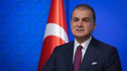 AK Parti Sözcüsü Ömer Çelik: Erdoğan-Yavaş görüşmesi Yavaş'talep üzerine oldu AK Parti Sözcüsü Ömer Çelik: Erdoğan-Yavaş görüşmesi Yavaş'talep üzerine oldu
