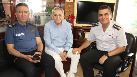 Çorum'da Emniyet Müdürü Pehlivan ve Jandarma Komutanı Ayvaz'dan Taziye Ziyareti