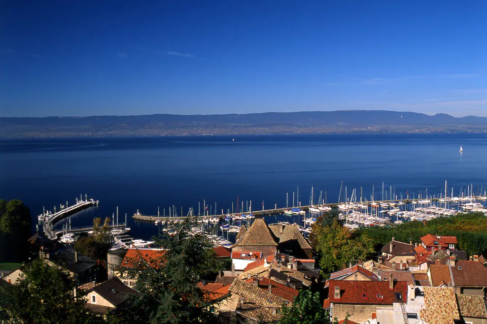 Fransa'nın Gizli Huzur Noktası: Thonon-les-Bains ve Cenevre Gölü görseli