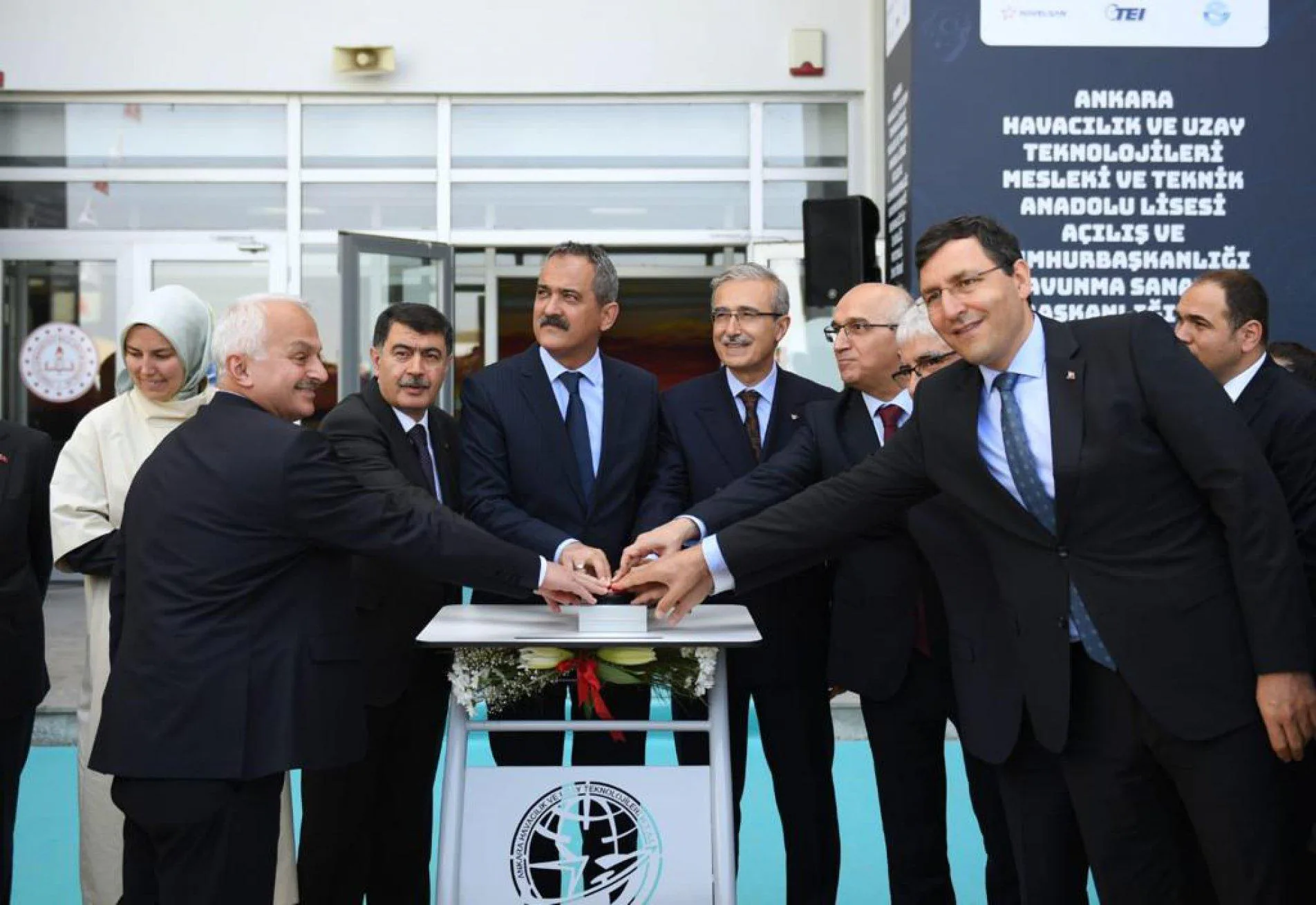 Görünmez Güvenlik Kalkanı: Havacılık ve Denizcilikte İllüminatör Teknolojisi Görünmez Güvenlik Kalkanı: Havacılık ve Denizcilikte İllüminatör Teknolojisi