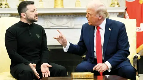 Trump, Zelenski'ye sert çıkış: "Ukrayna yeni bir başkana muhtaç"
