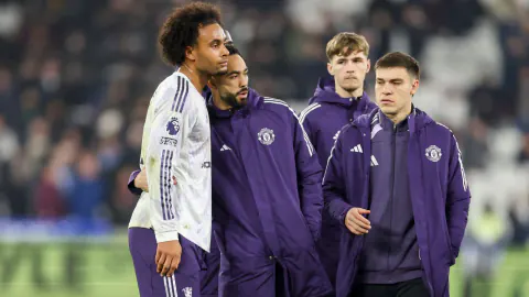 Joshua Zirkzee Juventus'e 'Evet' mi Dedi? Manchester United'da Transfer Hareketliliği
