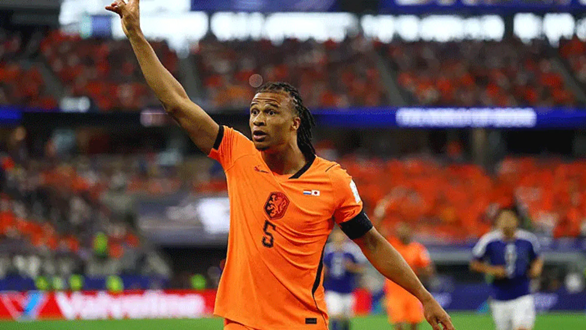 Holland Milli Takımı'nda Kaptan Değişimi: Virgil van Dijk'ın Yerine Kim Gelecek? Holland Milli Takımı'nda Kaptan Değişimi: Virgil van Dijk'ın Yerine Kim Gelecek?