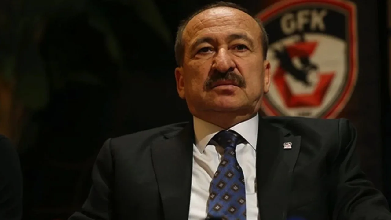 Gaziantep FK Başkanı Memik Yılmaz'dan Kulübün Geleceğine Dair Kritik Açıklamalar Gaziantep FK Başkanı Memik Yılmaz'dan Kulübün Geleceğine Dair Kritik Açıklamalar