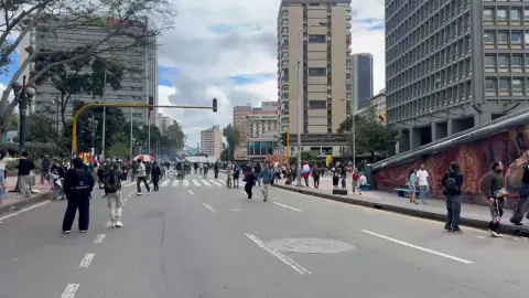 Bogotá'da genel grev protestoları şiddetlendi: TransMilenio durdu, ESMAD müdahale etti