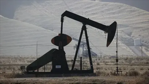Brent Petrol Fiyatında Sert Düşüş: Vadeli Fiyat 84 Doları Test Ediyor