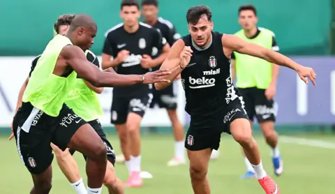 Beşiktaş'te Mustafa Erhan Hekimoğlu İçin Transfer Hareketliliği