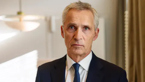 Jens Stoltenberg'den Kritik NATO Analizi: Trump ve Avrupa Ayrılığına Çözüm Reçetesi