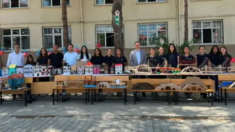 Taşköprü Atatürk Ortaokulu'nda Geleceğin Tasarımları Sergilendi