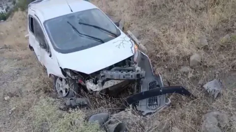 Batman Sason'da hafif ticari araç takla attı: 1 yaralı