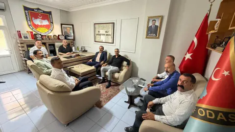 Silopi Muhtarları ŞESOB Başkanı Heşar Haşimoğlu ile Bir Araya Geldi