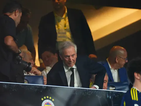 Aziz Yıldırım'dan Roma öncesi mesaj: 18 yıllık özlem bitti, hedef şampiyonluk