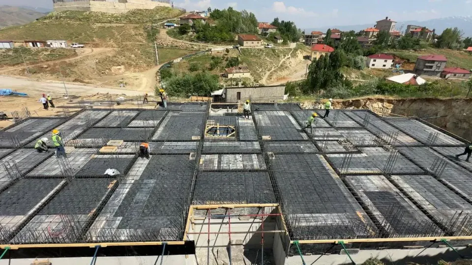 Yüksekova'da TOKİ Güvenli Konut Hamlesi: 48 Yeni Konut Yükseliyor görseli