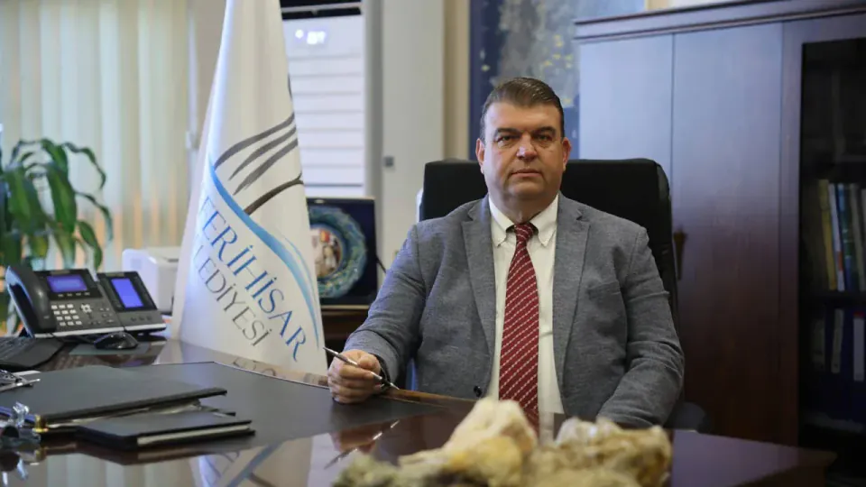 Seferihisar Belediye Başkanı İsmail Yetişkin görevden uzaklaştırıldı görseli