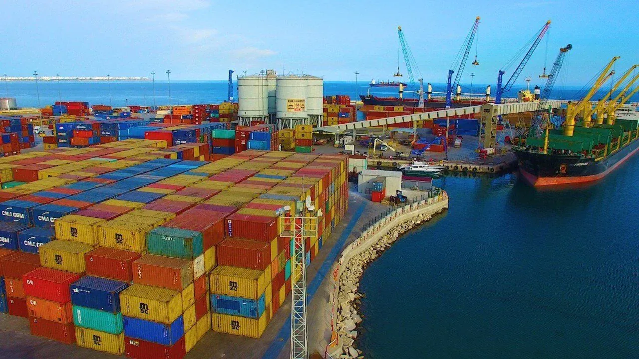 Antalya Limanı'nda Dev Atılım: Kapasite %36 Arttı, 100 Milyon Dolarlık Yatırım Yolda Antalya Limanı'nda Dev Atılım: Kapasite %36 Arttı, 100 Milyon Dolarlık Yatırım Yolda