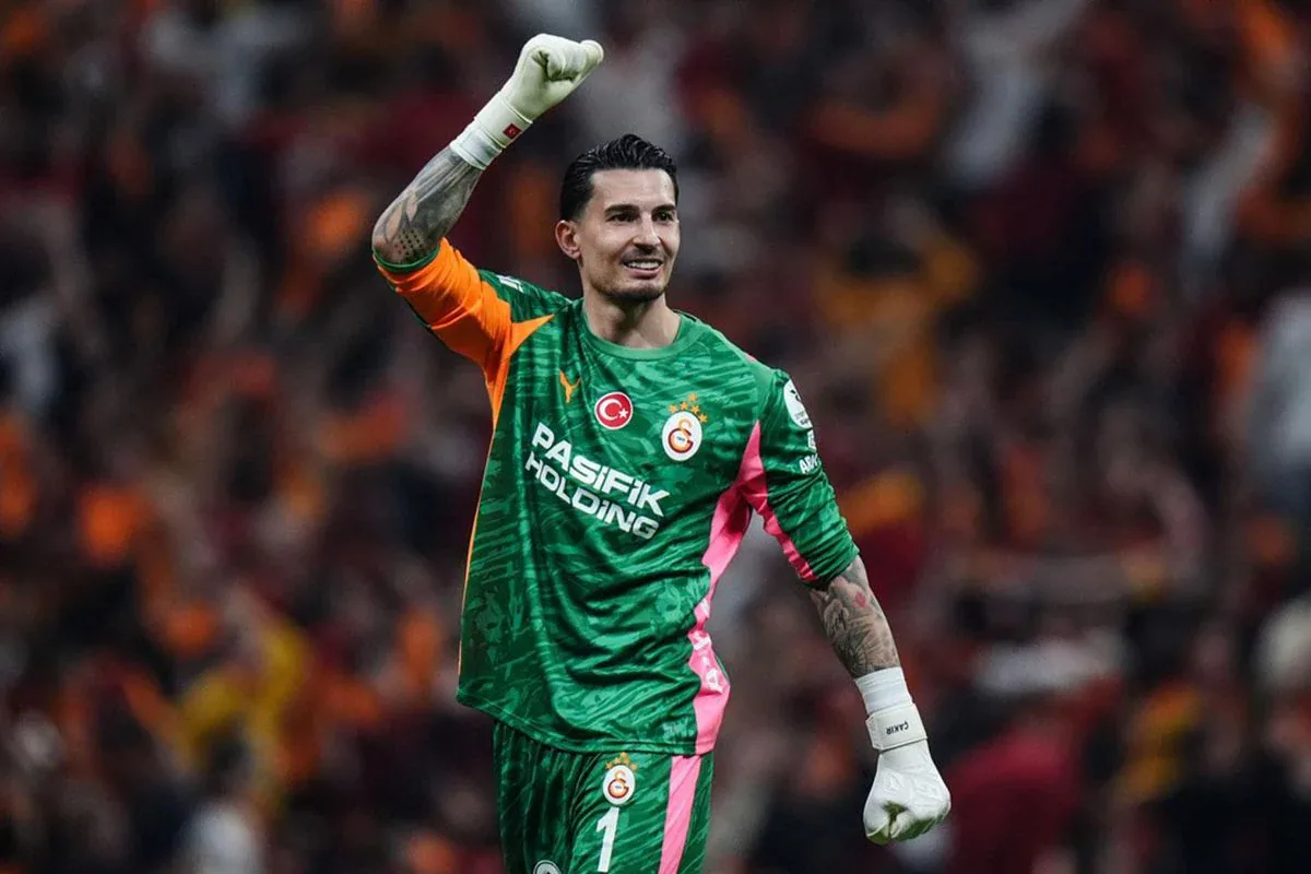 Uğurcan Çakır için Nottingham Forest'tan 45 Milyon Euro'luk Teklif Uğurcan Çakır için Nottingham Forest'tan 45 Milyon Euro'luk Teklif