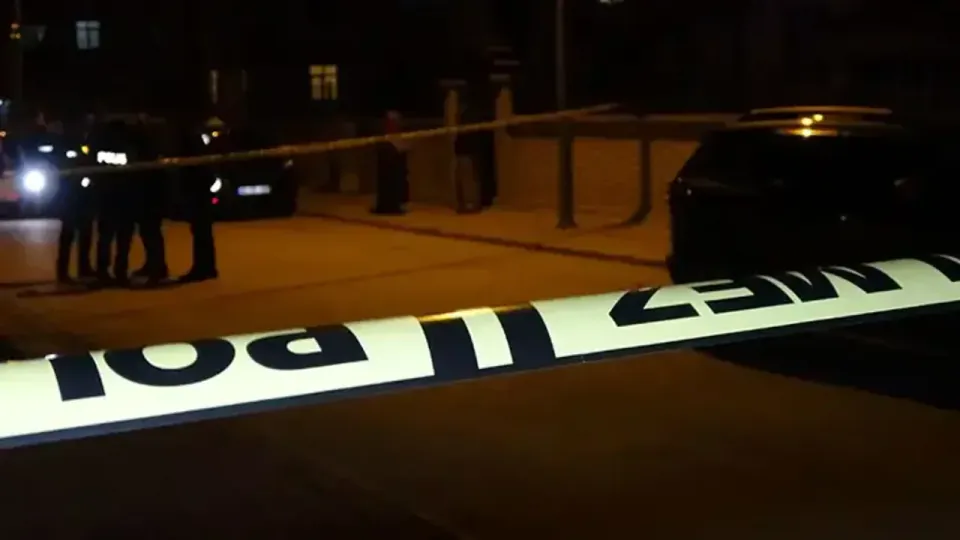 Konya'da boşanma aşamasındaki eşini tabancayla vurdu: Kadın ağır yaralı görseli