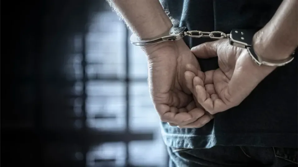 Türkiye'de Sınır Dışı Etme Süreçleri: Yasal Haklar ve İtiraz Yolları görseli