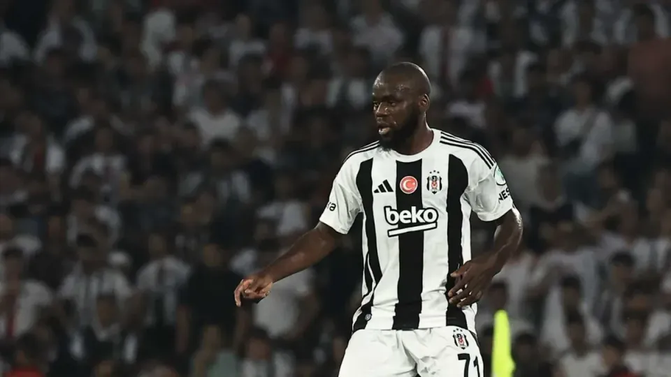 Beşiktaş'ta Jean Onana için ayrılık vakti: 3 kulüpten teklif geldi görseli