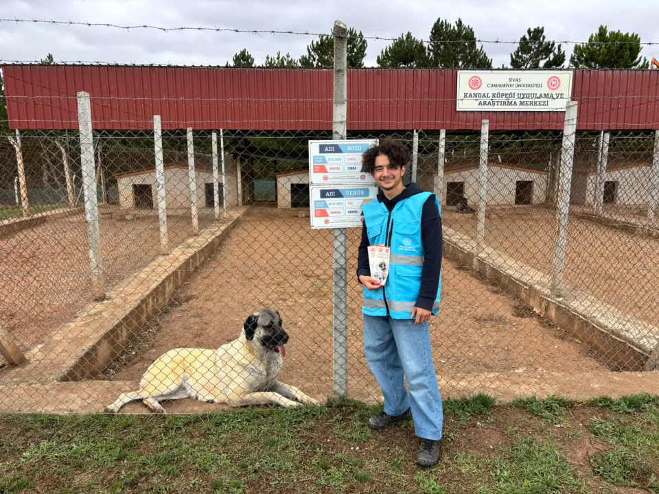 4 Ekim Hayvanları Koruma Günü: Sivas'ta Yurt Öğrencileri Kangal Merkezi'ni Ziyaret Etti görseli