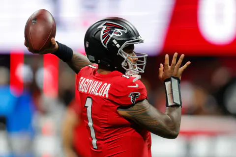 Michael Penix Jr. Kaburga Yaralandı, Falcons Uzatmada Ravenns'a Karşı Oyuncu Değişikliği Yapıyor