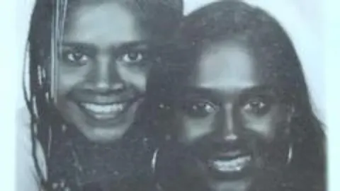 DNA testi 40 yıllık dostluğun ardındaki sırrı açığa çıkardı: Mumbai'den evlat edinilen iki kadın kardeş çıktı