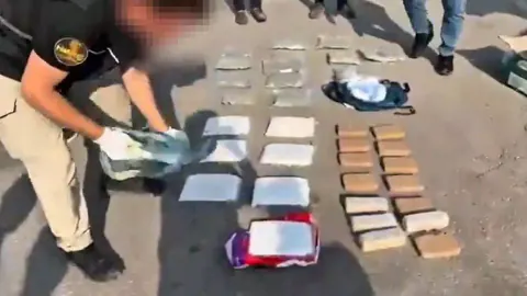 Yüksekova'da Şok Operasyon: Doktorun Aracında 28 Kilogram Uyuşturucu Yakalandı
